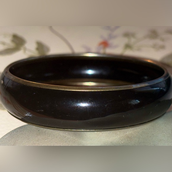 Jewelry - Vintage estate sale Glossy Black  Bangle Bracelet